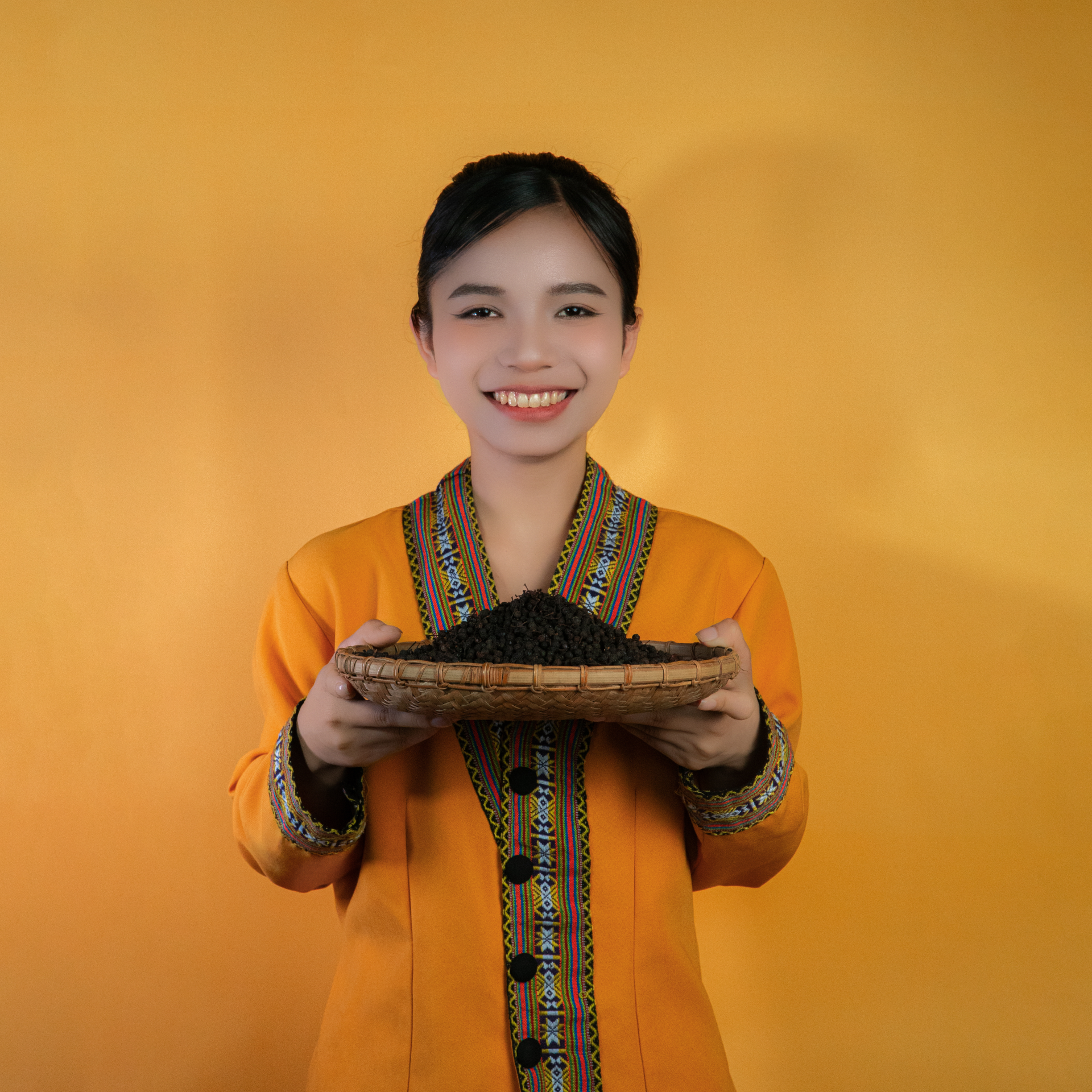 Tiêu Rừng Măng Đen PyLo   ( quả Màng Tang )