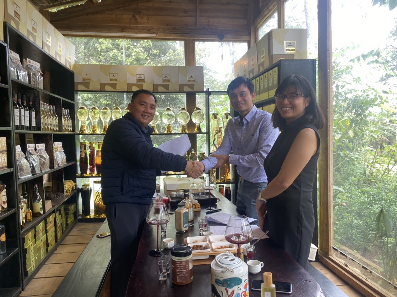 PyLoHerb Ký Hợp Đồng Độc Quyền Với Đối Tác Quận Hoàn Kiếm Hà Nội