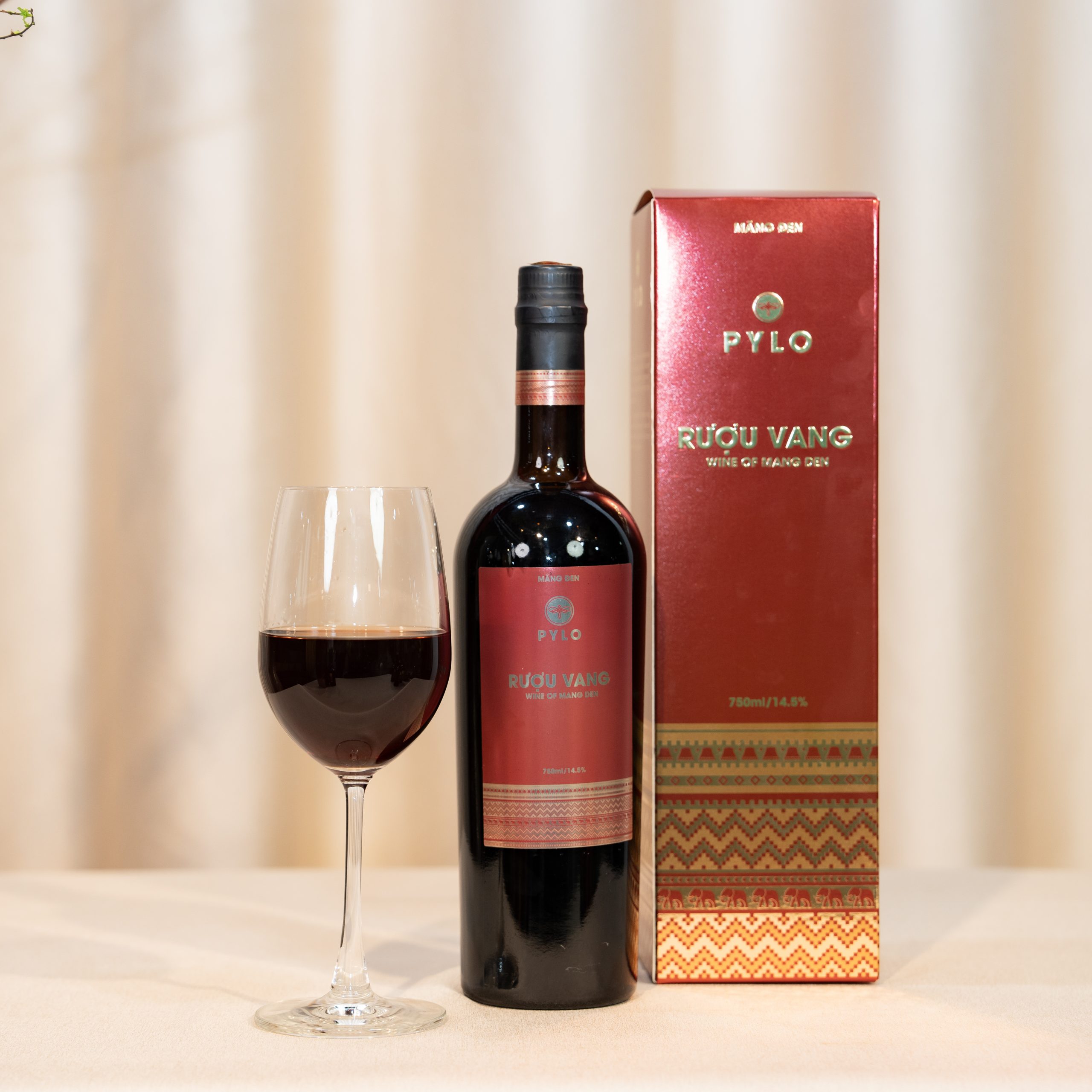 Rượu Vang Mâm Xôi Măng Đen PyLo - Ảnh 4